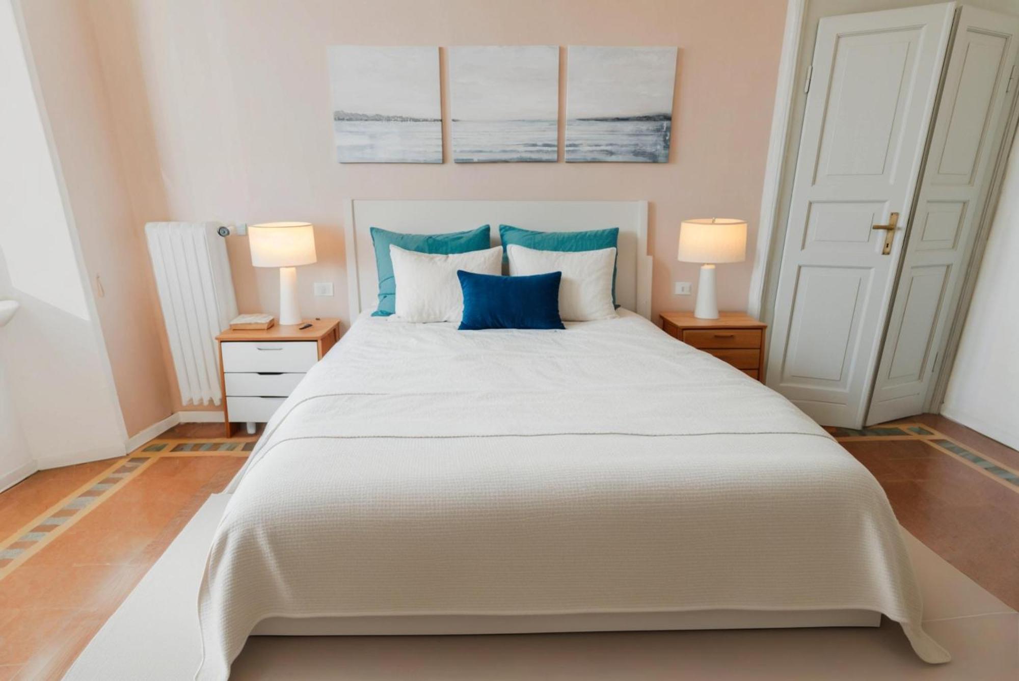 Duomo - City Center Appartamento Elegante Con Suite ラヴェンナ エクステリア 写真